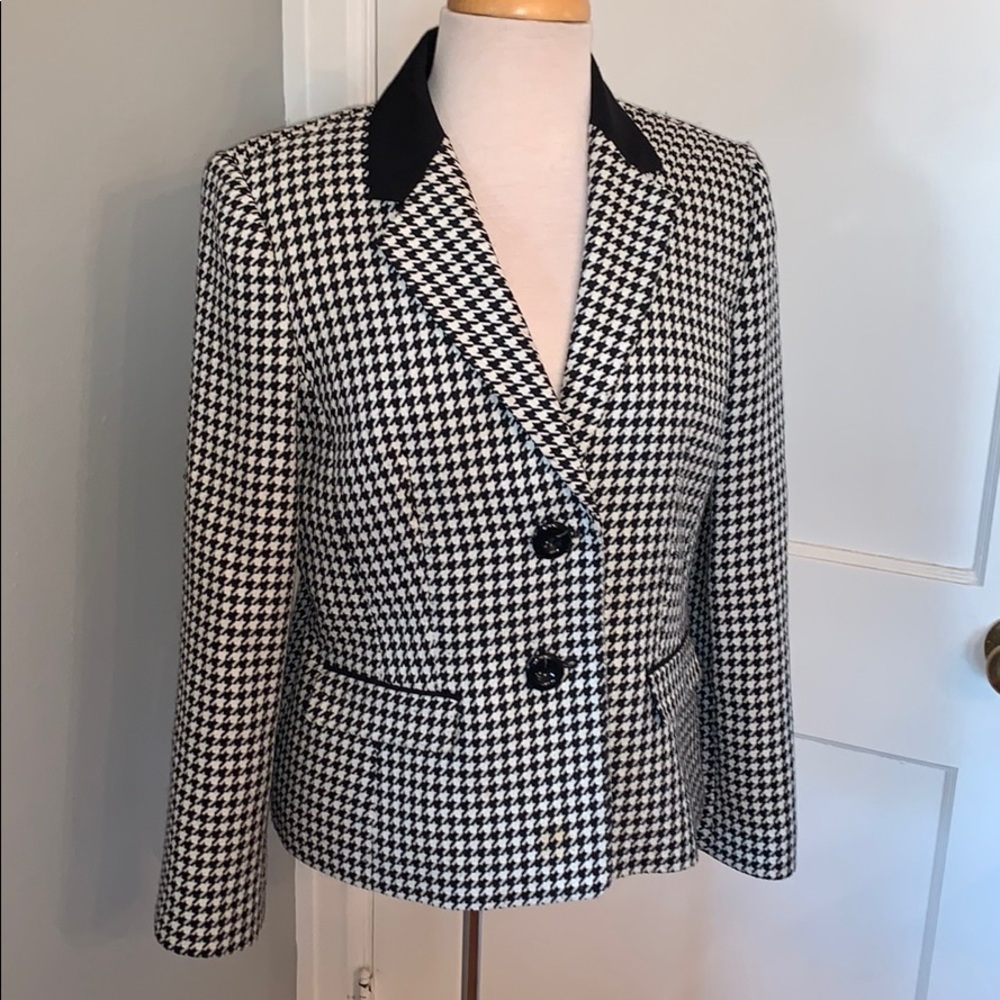 Classic Herringbone jacket Size 12P